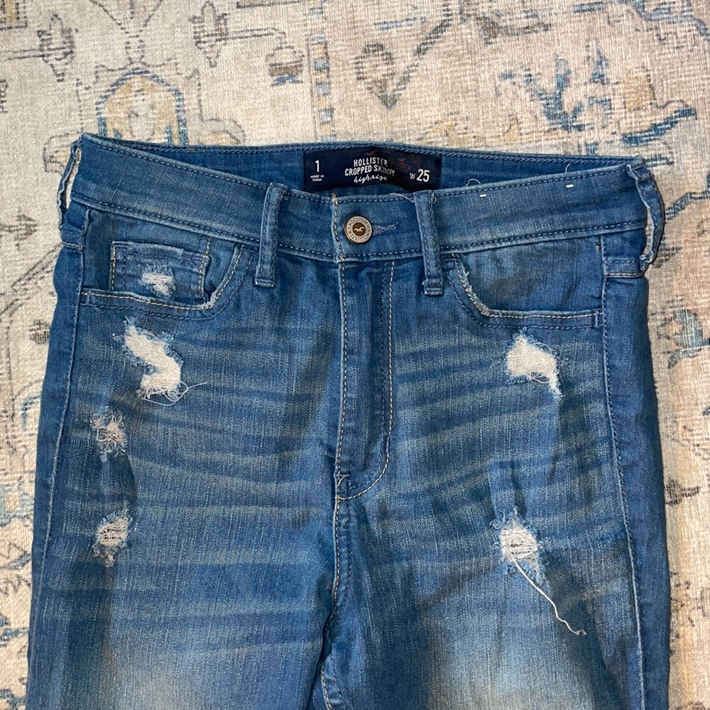 Hollister Distressed Straight Jeans - Picture 2 of 4